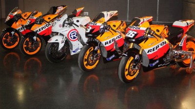 Dani Pedrosa nos enseña sus motos