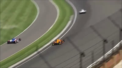ESPECTACULAR adelantamiento de Fernando Alonso en la IndyCar