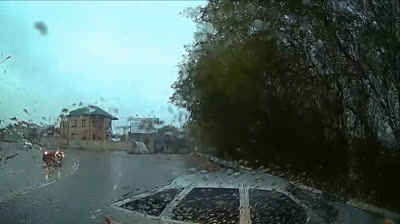 The Russians teach you how NOT to drive