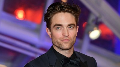 The most handsome man in the world is... Robert Pattinson!!