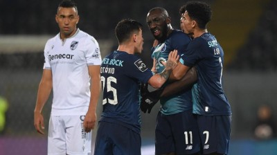 Marega, jugador del Oporto, se retira del campo ante insultos racistas