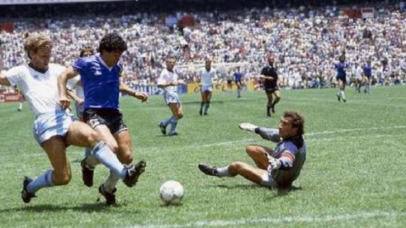 The best goal ever - Diego Armando Maradona - TokyVideo