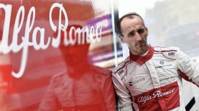 Kubica leads in the morning