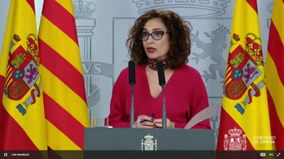 María Jesús Montero tras la reunión de la mesa de diálogo