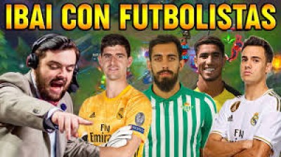 Ibai Llanos explaining to Courtois, Reguilon, Hakimi and Borja Iglesias what the LOL is