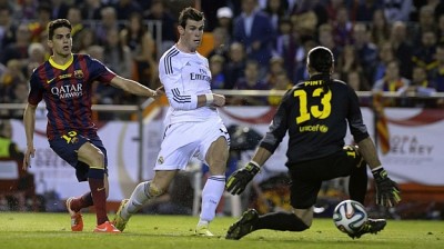 Goal by Bale against Barcelona | Copa del Rey Final
