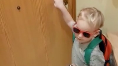 Child is going to walk around the "apple" during quarantine