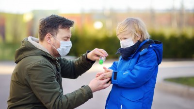 Pablo Iglesias describe como será la salida de los niños a la calle