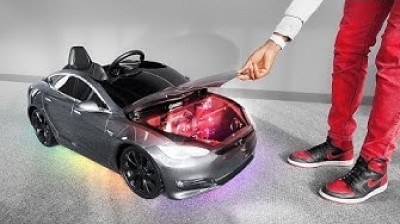 Gaming PC inside a Tesla