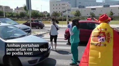 Enfermera del Hospital de Ciudad Real frente a la manifestación de VOX
