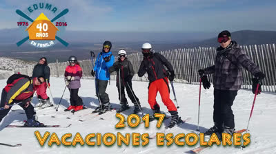 Cámara rápida. Esquí en días sin cole. Vacaciones escolares.