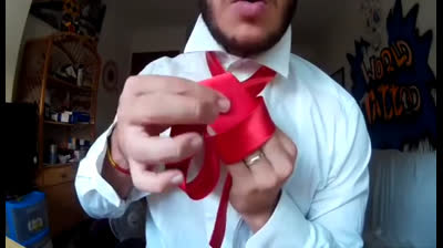 How to make a tie knot