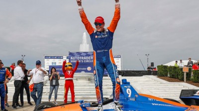 Scott Dixon estrena la Indycar con victoria