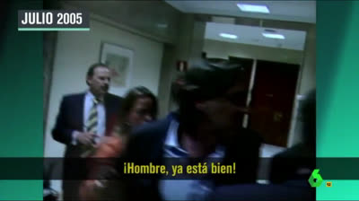 Hernando intenta pegar a Rubalcaba