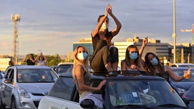 Gran éxito del primer concierto en un autocine en Madrid