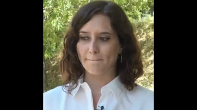 La cara de Ayuso tras decir que ella gestionaba las residencias