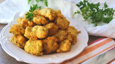 How to make codfish fritters