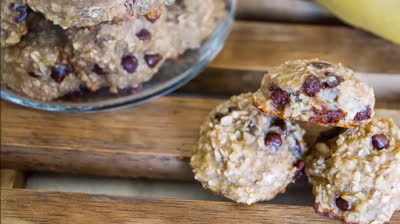 Oatmeal and banana cookies
