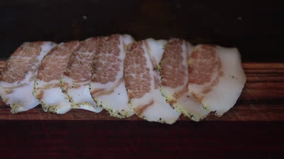 ¿Cómo curar carne en el frigorífico?