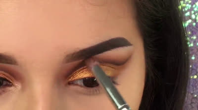Maquillaje con cut crease