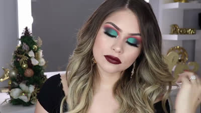 Maquillaje azul verdoso low cost