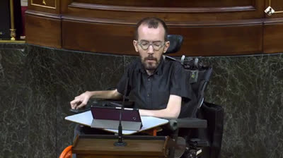 Pablo Echenique: "A sus señorías del PP y de Vox, sé que ustedes iban con Holanda, mis condolencias.