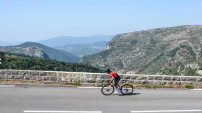Nairo Quintana Ya está Entrenando En Francia Con Su Equipo Arkea Samsic Junto a Su Hermano Dayer