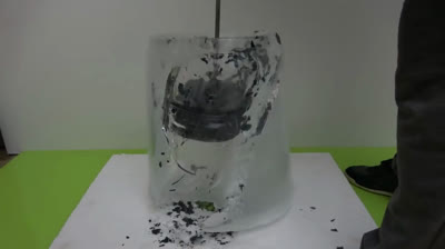 50 Kilos of block ice against 20 kilos of metal at 1000 degrees