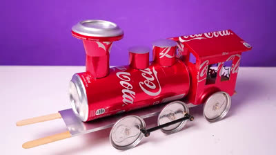 Transformar latas de refresco en un tren eléctrico