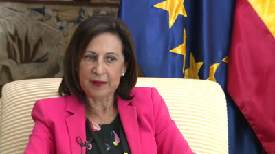 Margarita Robles defiende la presunción de inocencia de Juan Carlos I