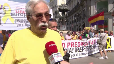 MADRILEÑ@S POR EL DERECHO A DECIDIR reclaman libertad para los presos políticos catalanes