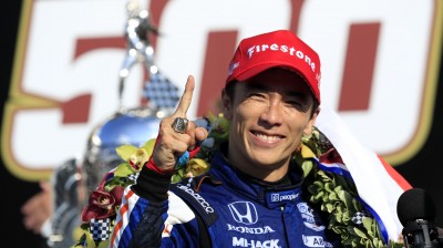 Takuma Sato gana las 500 Millas de Indianápolis