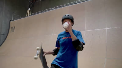 Tony Hawk y el reto de la leche