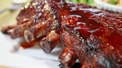 Ribs recipe with barbecue sauce in 1 minute