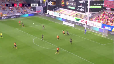 The Worst Miss In Football History !!