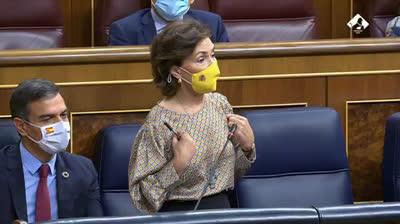 Carmen Calvo a Espinosa de los Monteros: "¿Ustedes que han comparado la democracia con la dictadura están en la realidad de este país?"