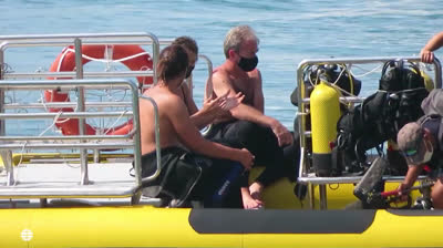 Fernando Simón pillado buceando en Mallorca mientras grababa “Planeta Calleja” | Vídeo Completo