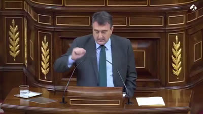 Aitor Esteban a VOX: "Dan ganas de mandarles a donde les habría mando Labordeta ¡Qué carajo!"