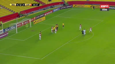 Sebastián Viera, arquero de Junior anotó gol ante Barcelona