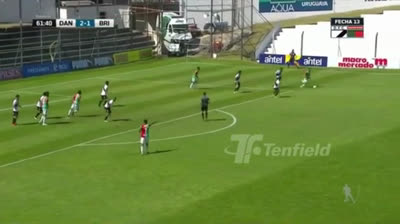 Abreu metió su primer gol como deté jugador