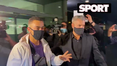 Sergiño Dest is already in Barcelona to sign for Barça