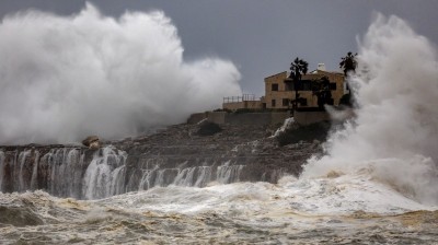 La borrasca “Álex” pone a España en alerta