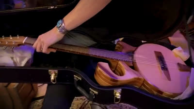 The “Smoothtalker” REINVENTS the Acoustic Guitar!   UNBOXING