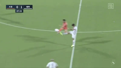 مدافع برازيلي بالدوري الياباني !!