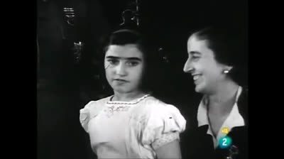 Adulacion a Franco, propaganda y censura durante el franquismo (Raza, NO-DO,...)