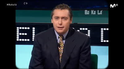 Michael Robinson presentando a Andrés Montés en 1995