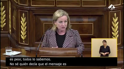 Ana Oramas: "Hoy estamos en el Congreso gastando el dinero de los españoles en un debate que no lleva a ningún sitio”