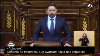 Santiago Abascal: "Ustedes son mujeres, pero no representan a las mujeres"