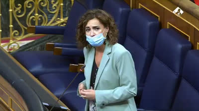 María Jesus Montero a Albert Botran: "Cada uno contribuya según su capacidad y recibamos todos según nuestras necesidades"