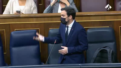 Alberto Garzón elude responder sobre la bajada de precio de las mascarillas